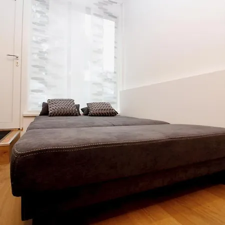 Central Studio Work And Travel Vienna Esterno foto