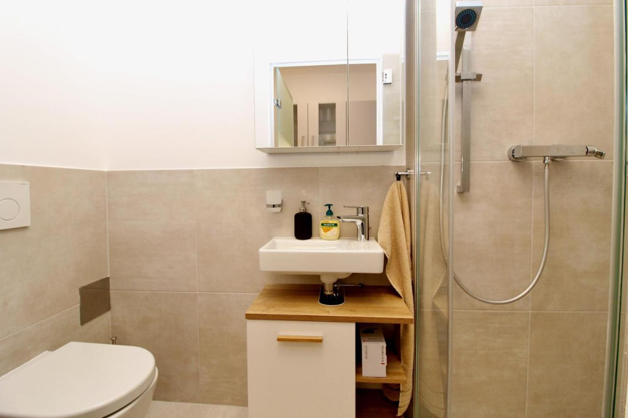 Work And Travel Apartment *