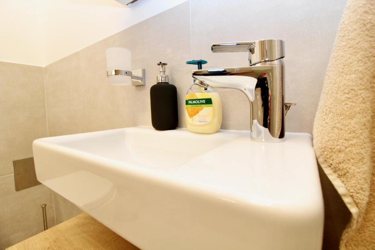 Apartment Work And Travel