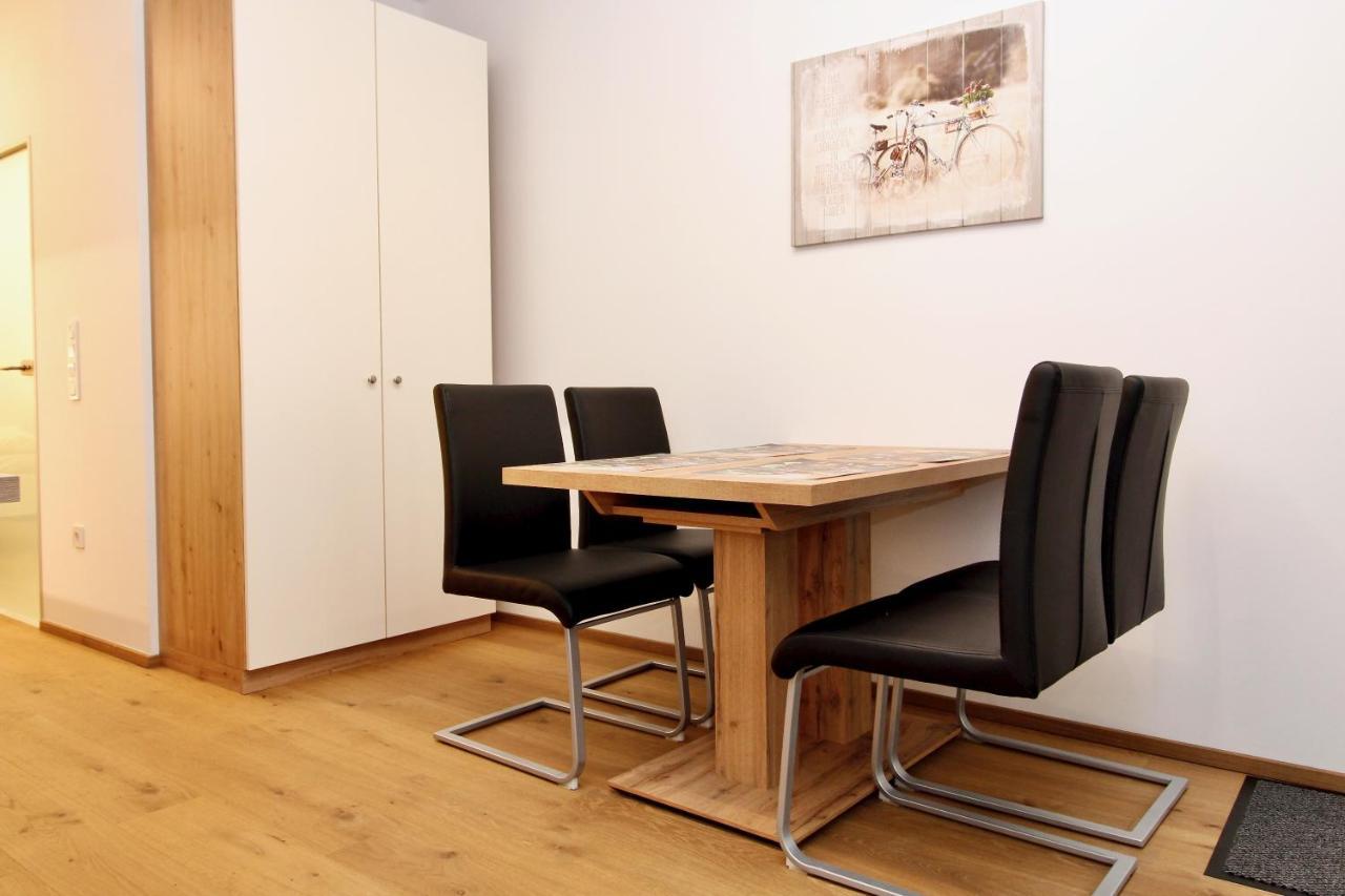 Work And Travel * Vienna